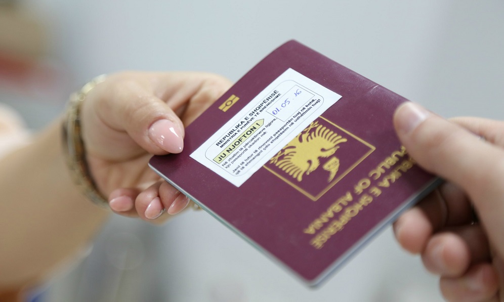 Indeksi global, pasaporta Shqiptare dhe e Kosoves me te pafuqishmet ne rajon